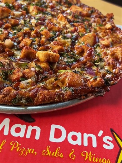 This is the order people come back for. 🍕🔥🍗 Crispy thin-crust pizza. Fresh wings. No shortcuts. Once you try it, it stops being “a place you tried”… and starts being your spot. 📲 (805) 658-6666 🌐 PizzaManDans.com 📍 Ventura, Oxnard, Moorpark, Camarillo, Carpinteria, Port Hueneme, Santa Paula