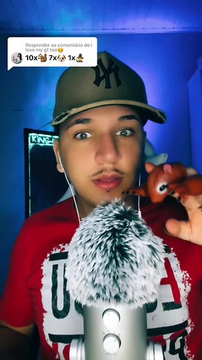 Squirrel Finger Puppet ASMR Magic with Marionettes on Fingers