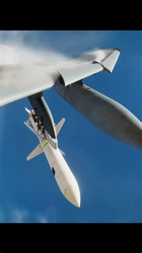 McDonnell Douglas F-4 Phantom II: The Legendary Warbird | Facts 06 #F4Phantom #PhantomII #FighterJet