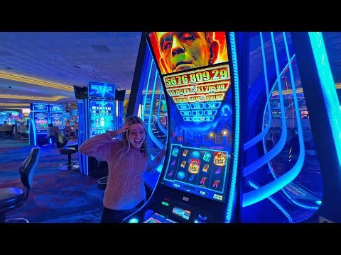The Las Vegas Frankenstein Slot Machine SHOCKED ME!