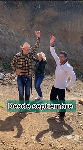 Desde septiembre se siente que llega diciembre #diciembre #septiembre #desdesptiembre #llega #diciembre Yamile Burbano Don Jose el papá de Gumercindo @fans destacados feliz Navidad 🎄 | El Gumercindo
