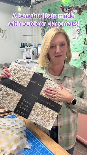 Create a Stunning Tote with Outdoor Placemats