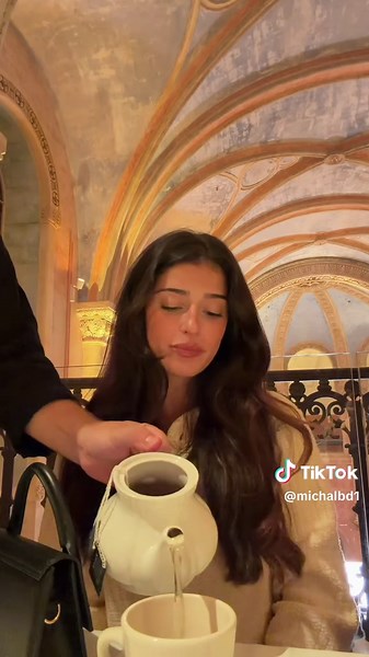 Tea Party Fun with Herbal Essences