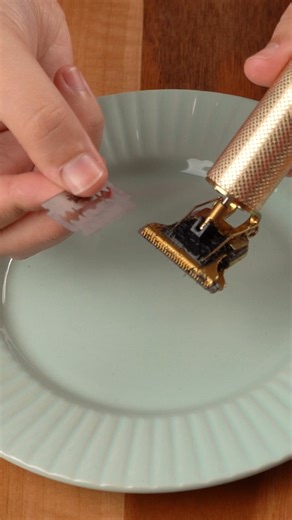 Right way to clean clippers 🎬 This video was produced by Network Media and Aoos Media #diy #hack #satisfying | This Better Work