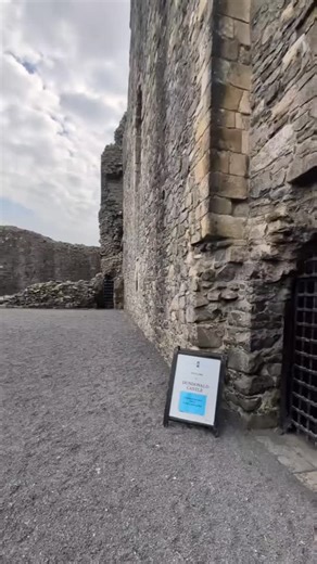 Hello 2026! Did you know we are open all year round? Take a peek inside Dundonald Castle’s Laigh Hall 🏰 The castle has three different levels to explore inside the castle, including two impressive halls! The stunning barrel-vaulted ceiling is always a showstopper, and we love seeing visitors’ reactions when they spot it for the first time! 😍 We’ve also got some fantastic dress-up items you can wear on your way up to the castle—just ask the team in the Visitor Centre and they’ll point you to th