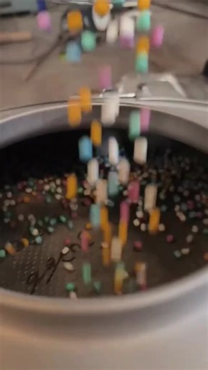 Sliver Star Machinery,Vibrating screen factory,tell me your needs,and I will give you the lowest price!#vibratingscreen #screening #sieve #industrialequipment #machine