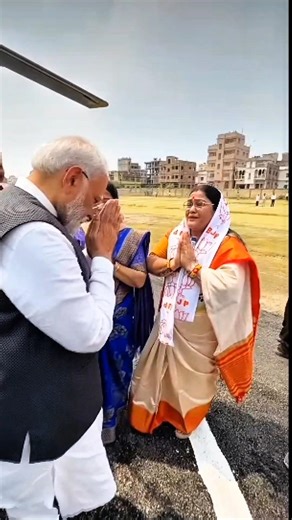 A moment to cherish, a karyakarta breaks down after meeting Narendra Modi #shorts