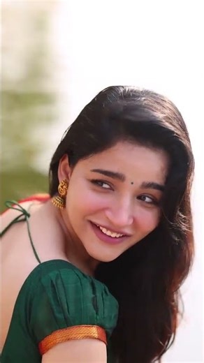 Cuteness with a little sparkle ✨💖#shorts #SweetSmile#PrettyVibes#InnocentLook#SoftAesthetic