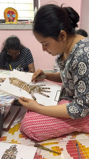 86K views · 710 reactions | Camera on korle eder background a alada drama cholte thake 藍藍 | Suparna Thakur | Facebook