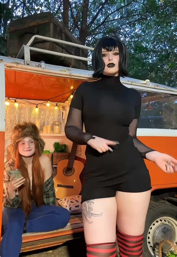 Mavis and Wendy Cosplay Showcase: Gravity Falls and Hotel Transylvania