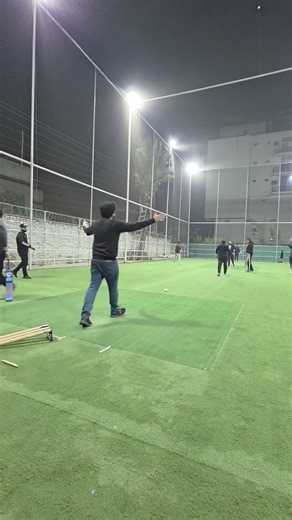 A great Inswinger By Khurram Shareef Clean Bowled #cricketlover #subscribenow #cricketentertainment