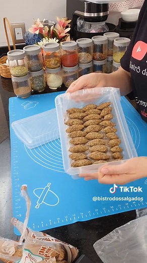 Receitas de Minissalgados: Quibe, Coxinha e Mais Coisinhas