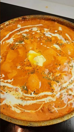 butter chicken + garlic nann 🧄 #blowup #food #cooking #butterchicken