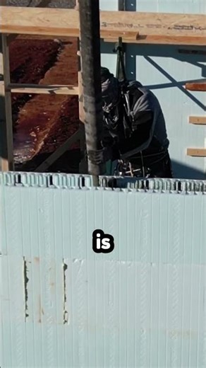 He stacks foam blocks and creates insulated houses instantly #construction #satisfying #diy