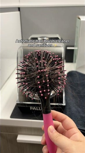This Automatic Hair Brush Cleaner removes hair and sanitizes brushes ✨