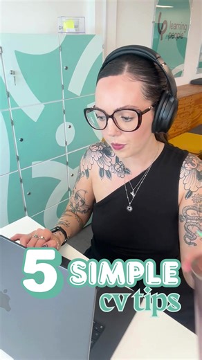 Creating a cv couldn’t be easier with these 5 simple tips 📄💅 #fyp #foryou #cv #cvtips #jobtips #career #careeradvice