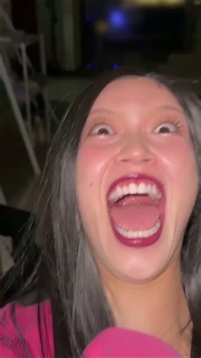 😲