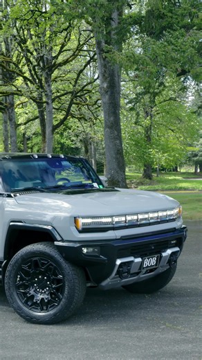 Crabwalk through traffic in our 24' Hummer EV SUV 2X ⚡Less than 5k miles and ready for more. . . . #Hummer #EV #SUV | Lanphere Auto Collection