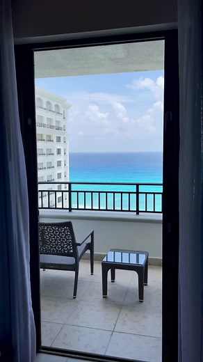 Experience the JW Marriott Cancun Resort and Spa