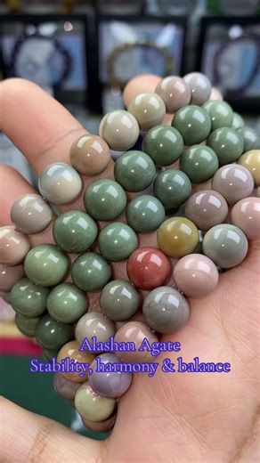 Exploring Alashan Agate: Unique Characteristics and Benefits
