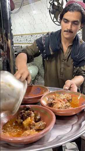 Traditional Afghani’s Mutton Chainaki 🥰 Sakhi Restaurant Peshawar | Cookbook Pk