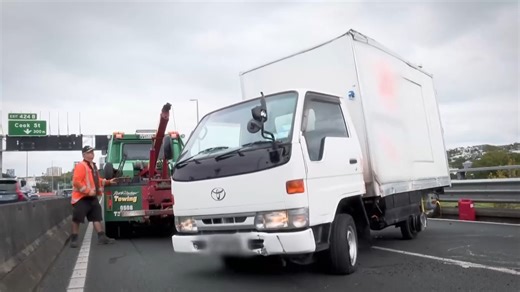 Crashes and smashes 🚗🚨 All new Motorway Patrol is on tonight, 8pm, on TVNZ1. Remember, you can catch up any time on demand with TVNZ | New Zealand Police