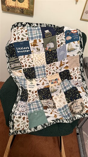 Alexia Scheetz | I finished it a few days ago & I’ve been dying to share it with you guys 🥹🥹 I fear it’s perfect #babyblanket #sewing | Instagram