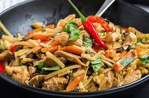 Healthy Drunken Noodles Recipe