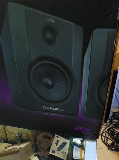 yamaha Hs5 verses M -audio bx5 studio monitors #creatorsearchinsights #recordingstudio #ugandanproducers #bedroomproducer #fyppppppppppppppppppppppp