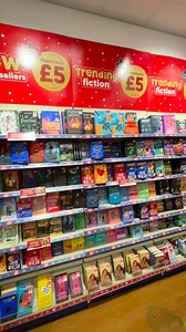 £5 Paperbacks 🚨 In-store and online! 📚 | The Works