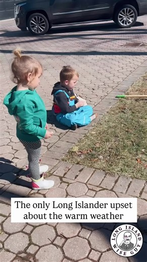 Tough break about your igloo kid😔🎥: @malloryguerin #longisland #longislandnewyork #igloo #spring