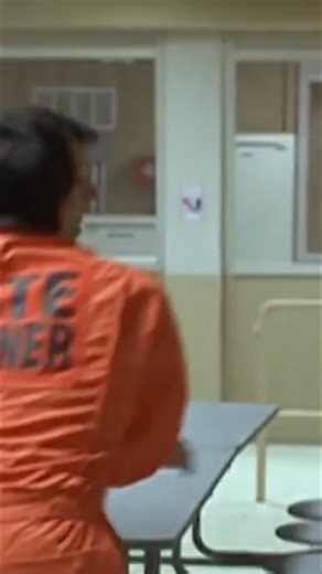 Inside a prison housing the state's most violent criminals, convicted killer William Gilbert sees July 4th, 1987 as his Independence Day. He seizes control, forcing his way to freedom. #thefbifiles #truecrime #crimeinvestigation #forensicevidence #unsolvedmystery #PrisonBreak #KillerEscape | The FBI Files