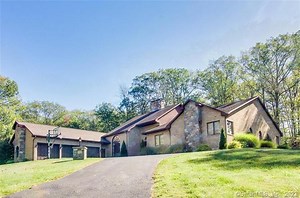 15 Chamberlain Rd, Middletown, CT 06457 - MLS 170574796 - Coldwell Banker