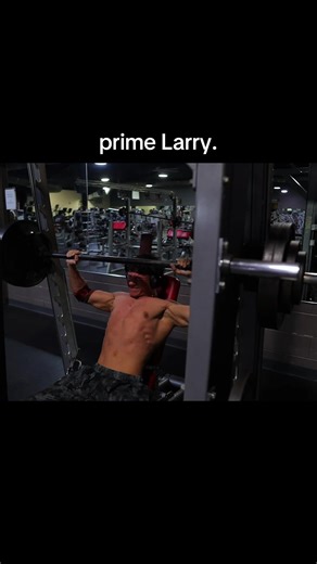larry wheels #gym #larrywheels #gymmotivation #bodybuilding #shoulderpress