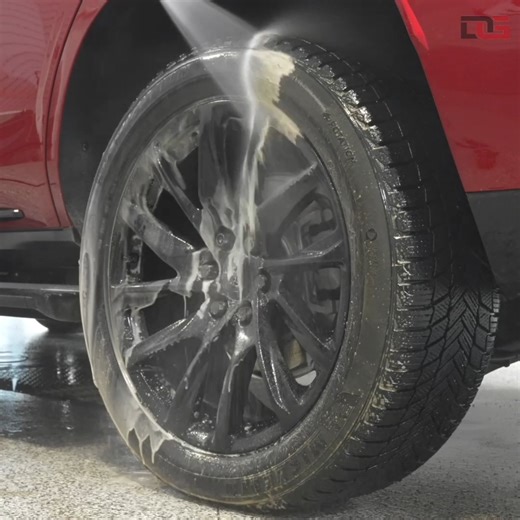 67K views · 1.2K reactions | Pressure Washing a DIRTY $170,000 Cadillac Escalade! | The Detail Geek | Facebook