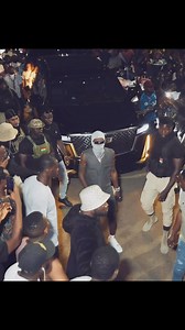 Shatta Wale pulled up in his new Escalade for his concert at Dansoman yesterday 🔥🤞💕 #safa #shattamusic #followers #reels | Shatta Movement International