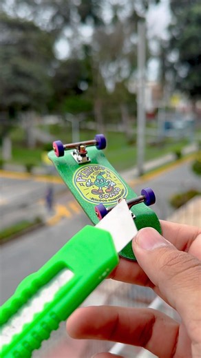 Fingerboard Setup: Swapping the Foam Tape 🛹