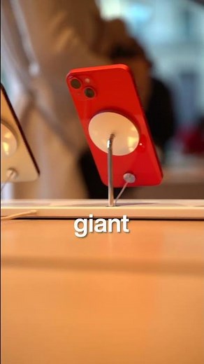 Apple's FIRST Flagship Store in Canada! 🇨🇦 😍