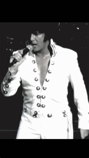 ETA Feature Friday: Ultimate Elvis Champion, Shawn Klush!🥇Hailing from Pittston, PA, Shawn turned his love for Elvis into an extraordinary career.🫶 After winning the Worldwide Elvis Competition in Montreal 🏆, he hit the big time with Legends in Concert, performing as Elvis in Las Vegas, Myrtle Beach, Atlantic City & more 🎤✨.He’s released 5 CDs 💿, toured internationally ✈️, and performed with Elvis’ original bandmates 🎸. You’ve seen him on CBS, VH1, HBO’s Vinyl 📺, and The Late Show with Da