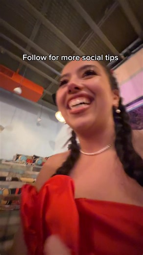 How to Engage with New People: Tips for Socializing