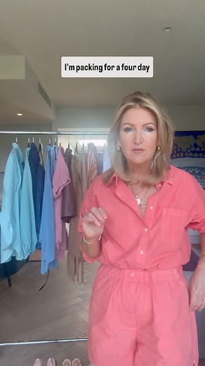 29K views · 71 reactions | SAVE THIS FOR SIMPLE PACKING TIPS. Planning and palette, the two essential steps for a stress less and stylish holiday pack. #packing #holidays #travel #style #styleinspo #stylish #outfitinspo #outfits | Monday Project Co | Facebook