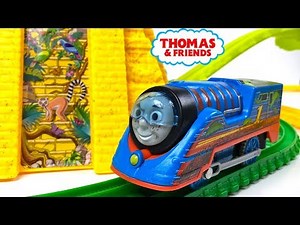 THOMAS Y SUS AMIGOS LA SELVA SET TURBO TREN DE JUGUETE MOTORIZADO - TRACK MASTER TURBO JUNGLE SET