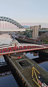 The River Tyne during golden hour. #newcastle #Gateshead #riverreflection #nufcfans | Lang Shot Photography