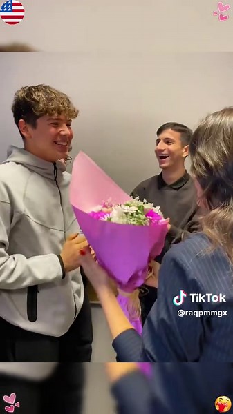 “When Students Surprise Their Teacher... and It’s PURE Joy 😭🎉 #TeacherAppreciation #SurpriseMoment” #usa🇺🇸