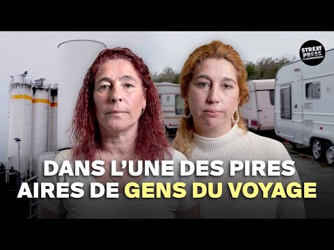 Avec des gens du voyage au milieu des usines
