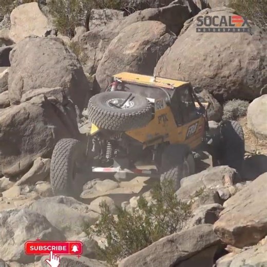 How is This Possible? King of the Hammers Boulder Hill Climb Socalx Motorsports #rockcrawler #shorts