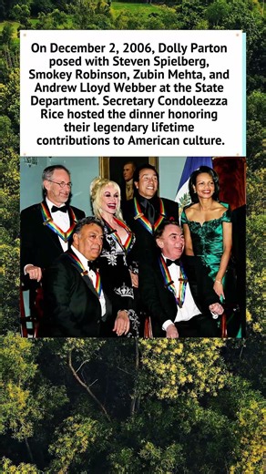 Dolly Parton & 2006 Kennedy Center Honorees 🏅 #Shorts #DollyParton