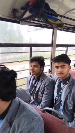 Rampur National School on Instagram: "Students of RNS visited Guidance International School,(Our New CBSE Branch) where they explored a world of learning — discovering new ideas, experiencing the high-class library, visiting the open theatre, and engaging with state-of-the-art computer labs."