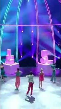 The Top 12 & our judges are kicking off the SYTYCD season finale with an exhilarating opening number