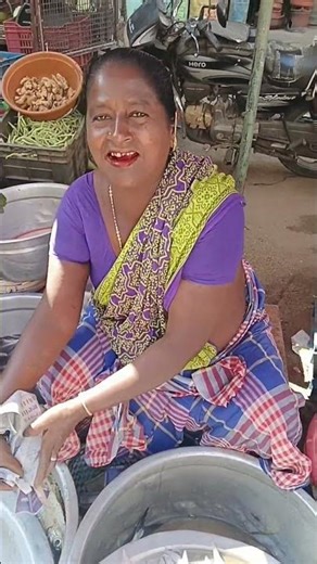 This much squid is only ₹200 friends#food#seafish#shorts#trending#new